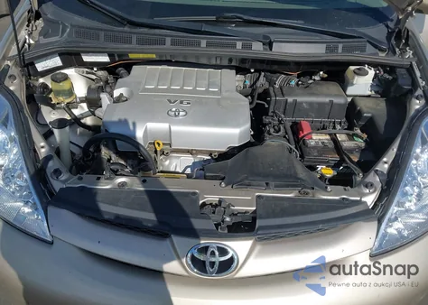 2010 Toyota Sienna Xle z USA, uszkodzony, nr VIN 5TDYK4CC5AS307821